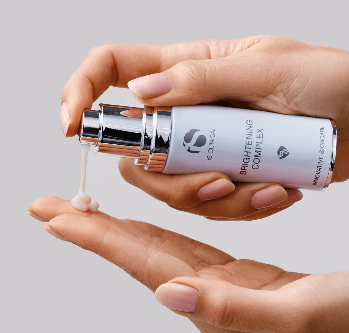 iS Clinical Brightening Complex